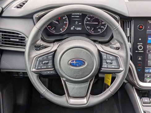 Used 2024 Subaru Outback Premium AWD/4WD image 22