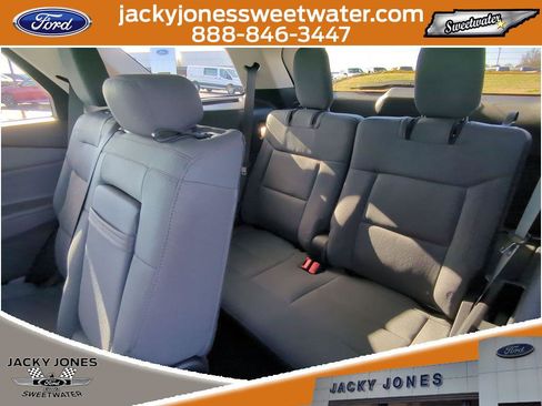 Certified 2025 Ford Explorer Active image 29