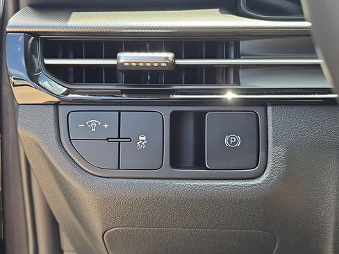 New 2026 Kia Sportage LX FWD image 27