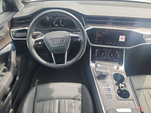 Used 2023 Audi A6 Premium Plus w/ Premium Plus Package AWD/4WD image 4