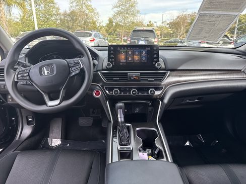 Certified 2018 Honda Accord EX image 15