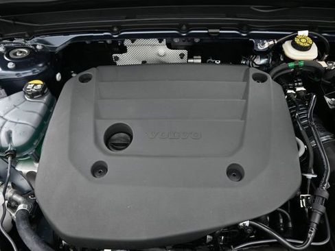 New 2026 Volvo XC40 B5 Plus w/ Climate Package AWD/4WD image 37