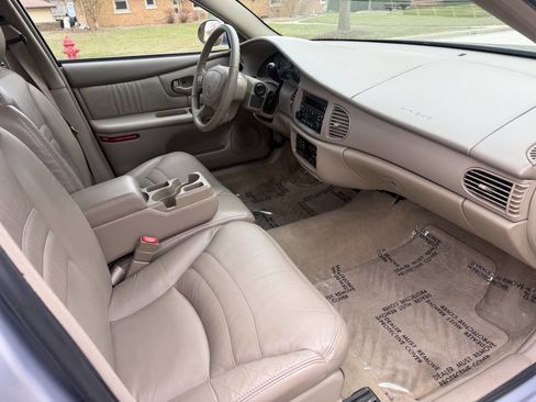 Used 2005 Buick Century Custom image 16