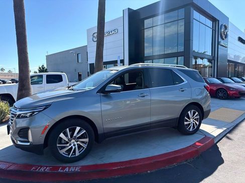 Used 2023 Chevrolet Equinox Premier FWD image 6