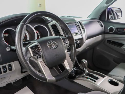 Used 2015 Toyota Tacoma 4x4 Double Cab image 24