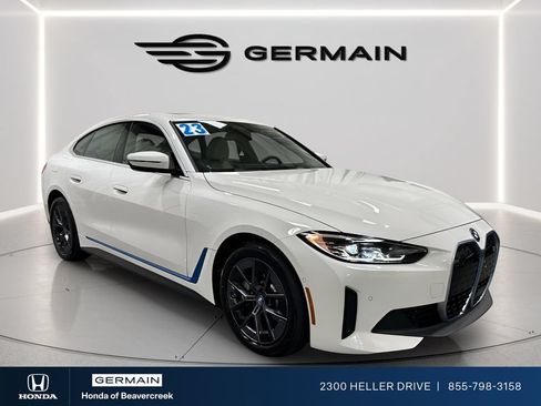Used 2023 BMW i4 eDrive40 RWD image 2