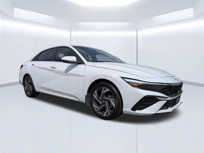 Certified 2025 Hyundai Elantra SEL