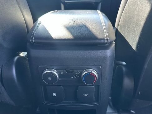Used 2020 Ford Explorer XLT w/ Equipment Group 202A image 29