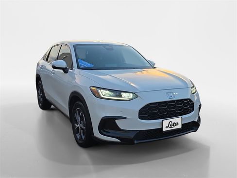 Certified 2024 Honda HR-V EX-L image 2