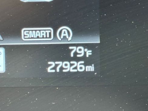 Used 2025 Kia Sportage LX image 9