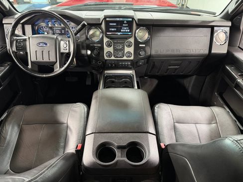Used 2015 Ford F250 Lariat w/ Lariat Ultimate Package AWD/4WD image 23