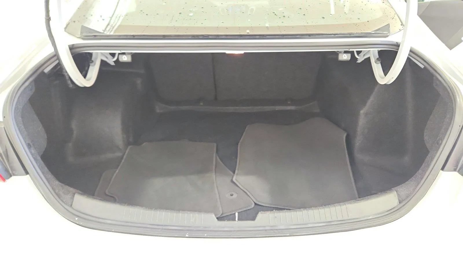 Used 2024 Chevrolet Malibu LT FWD image 35