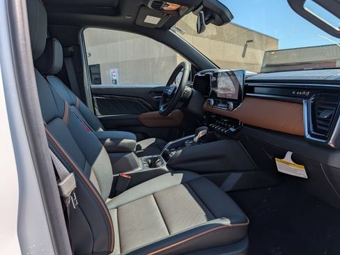 New 2026 GMC Canyon AT4 w/ Technology Plus Package AWD/4WD image 22