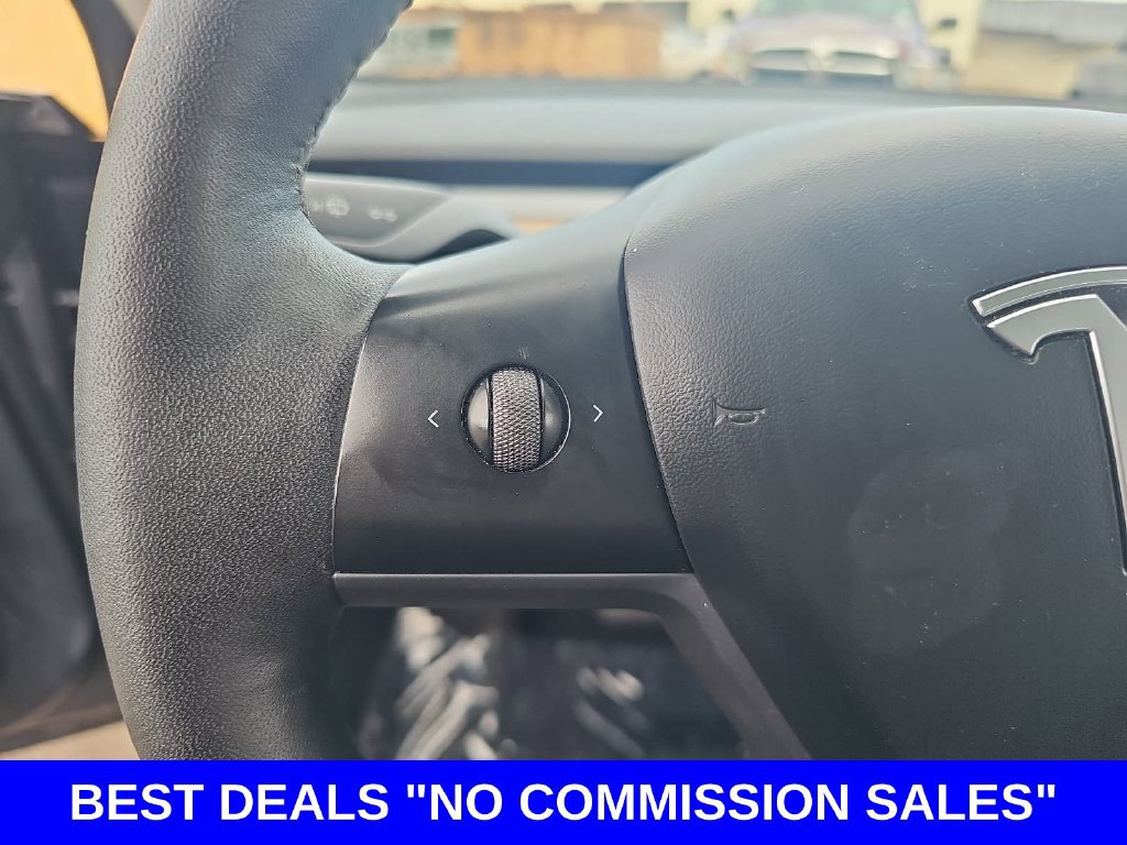 Used 2023 Tesla Model 3 Standard Range RWD image 17