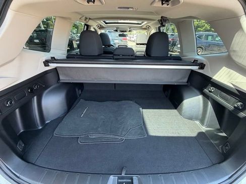 Used 2023 Subaru Forester Premium AWD/4WD image 19