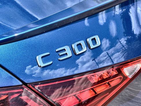 Used 2022 Mercedes-Benz C 300 Sedan image 15