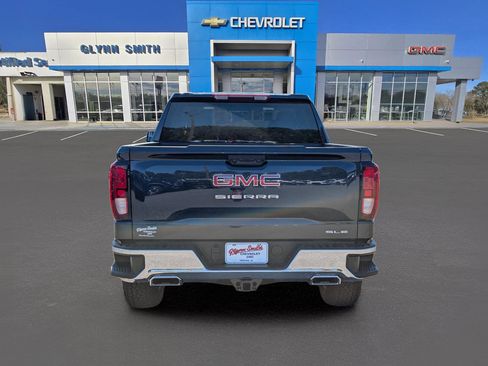New 2026 GMC Sierra 1500 SLE w/ X31 Off-Road Package image 9
