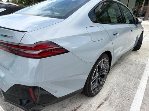 Used 2024 BMW i5 eDrive40i w/ M Sport Package RWD image 4
