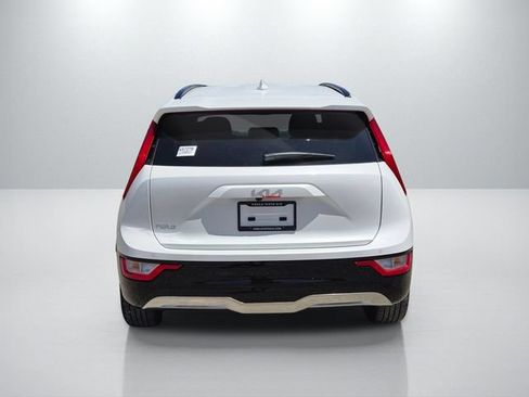 New 2026 Kia Niro Wind FWD image 5