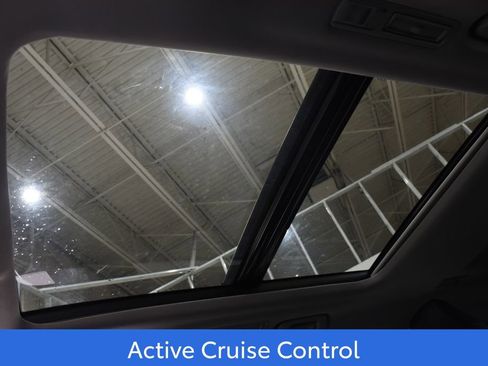 New 2026 Toyota Highlander Platinum image 25