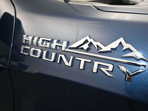 Used 2022 Chevrolet Silverado 1500 High Country image 47