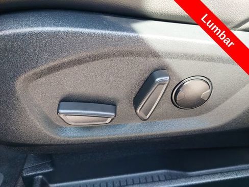 Used 2022 Ford Edge SEL w/ Convenience Package AWD/4WD image 17