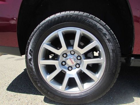 Used 2016 GMC Yukon Denali w/ Open Road Package RWD image 34