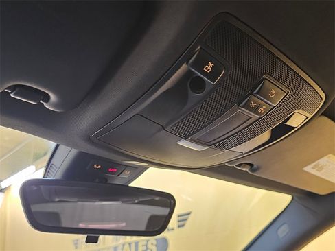 Used 2018 Mercedes-Benz CLA 250 image 32