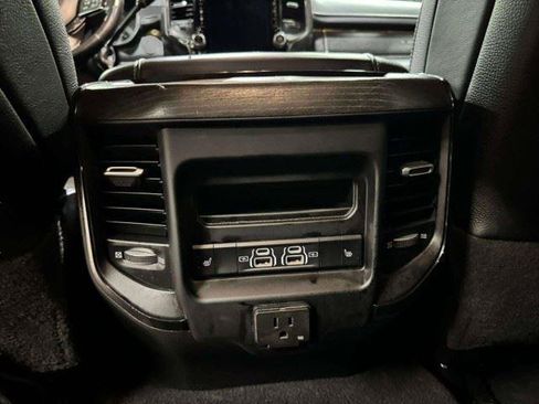 Used 2022 RAM 2500 Limited AWD/4WD image 36