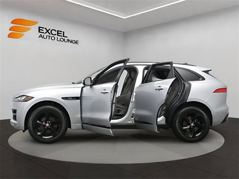 Used 2020 Jaguar F-PACE R-Sport image 55