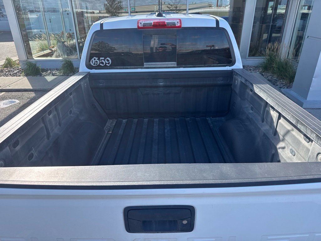 Used 2022 Chevrolet Colorado ZR2 AWD/4WD image 5