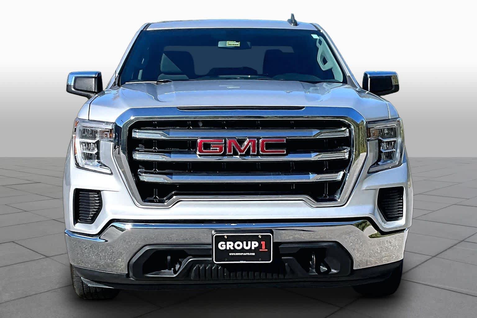 Used 2020 GMC Sierra 1500 SLE w/ Remote Start Package AWD/4WD image 4
