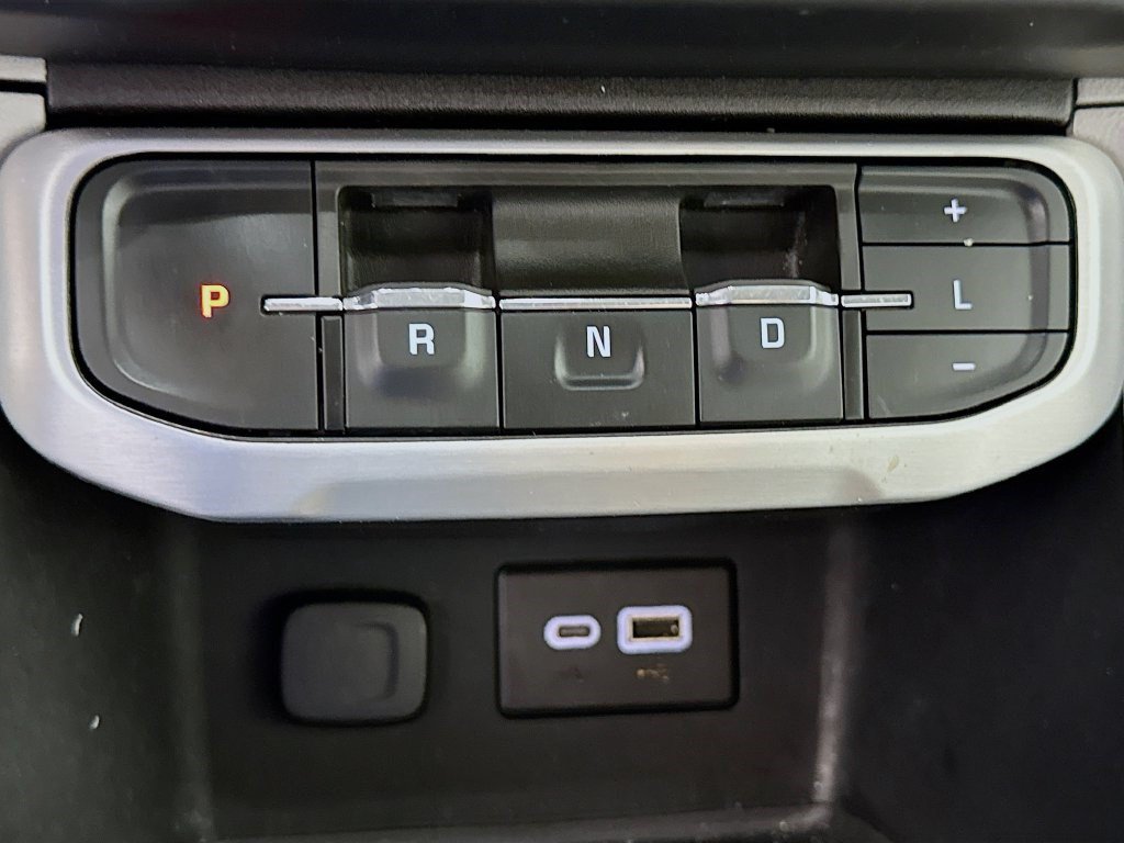 Used 2022 GMC Acadia SLE FWD image 19