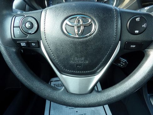 Used 2014 Toyota Corolla LE Premium image 25