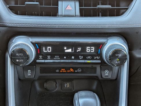 Used 2023 Toyota RAV4 XLE w/ Convenience Package image 18