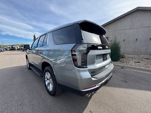 Used 2026 Chevrolet Tahoe Premier AWD/4WD image 11