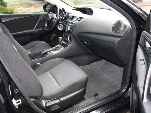Used 2011 MAZDA MAZDA3 i Sport FWD image 13
