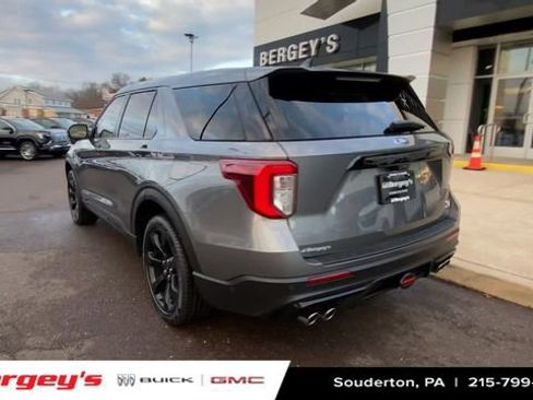 Used 2022 Ford Explorer ST w/ Equipment Group 401A image 8