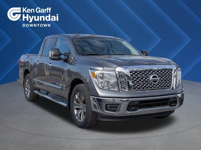 Used 2018 Nissan Titan SV w/ SV Convenience Package