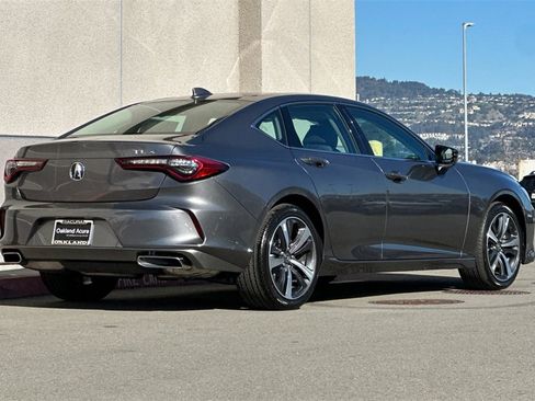 New 2025 Acura TLX w/ Technology Package image 4
