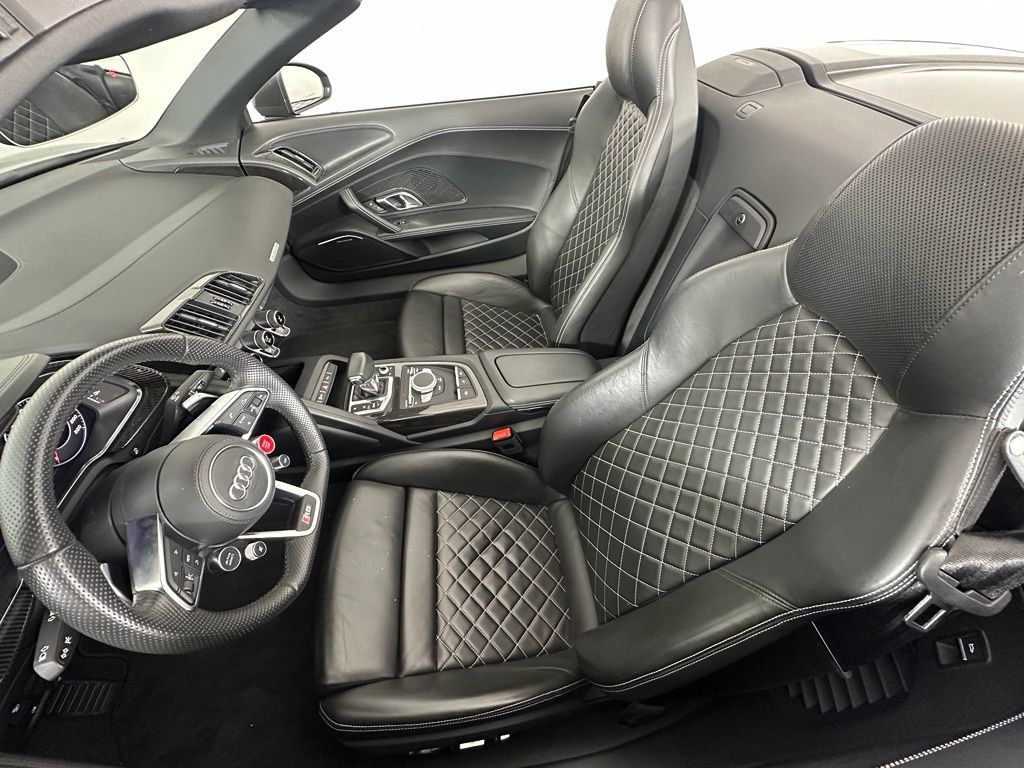 Used 2018 Audi R8 V10 plus AWD/4WD image 12