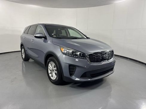 Used 2020 Kia Sorento FWD V6 image 3