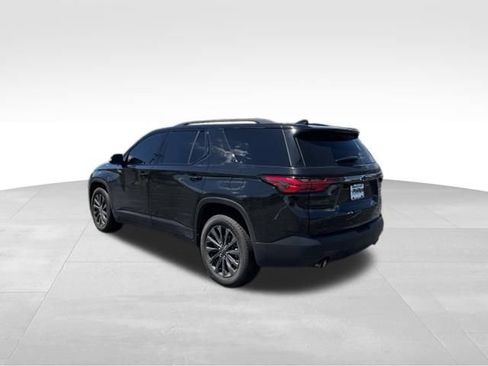 Used 2023 Chevrolet Traverse RS FWD image 13
