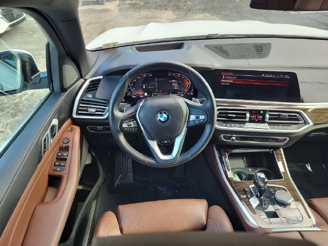 Used 2021 BMW X5 xDrive40i w/ Premium Package 2 AWD/4WD image 11