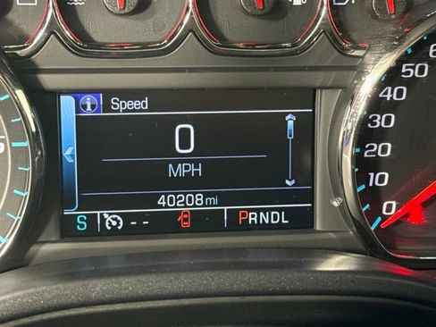 Used 2017 Chevrolet Silverado 1500 LT w/ All Star Edition AWD/4WD image 19