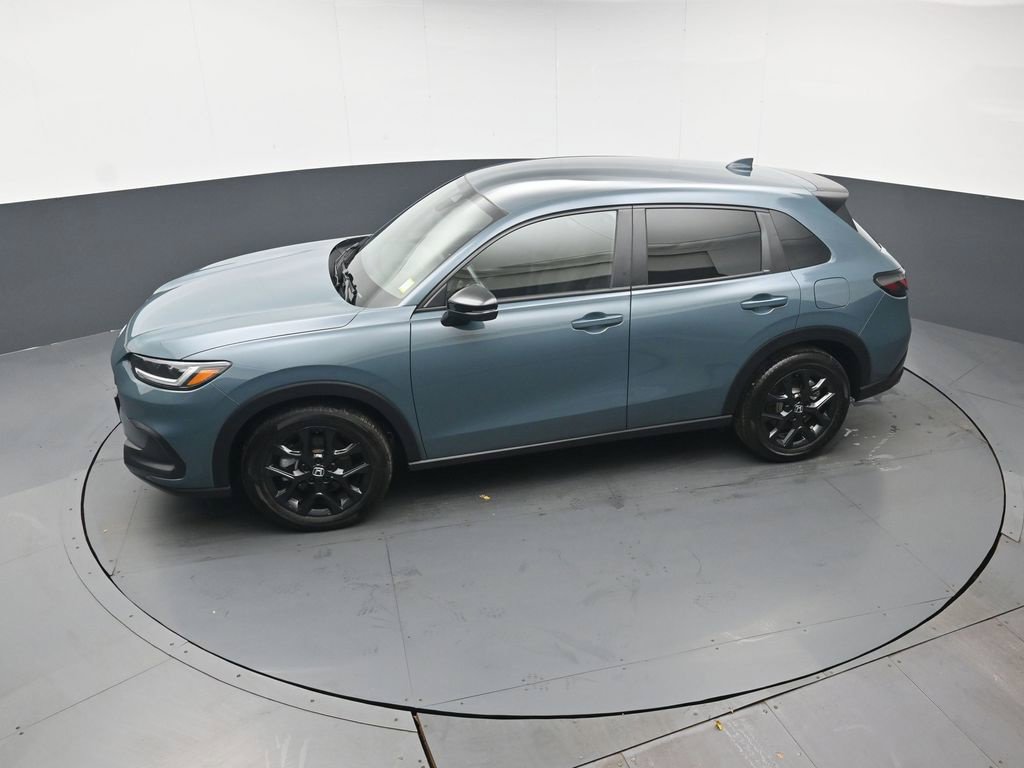 Certified 2025 Honda HR-V Sport image 34