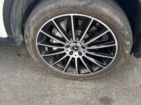 Used 2022 Mercedes-Benz GLC 300 image 17