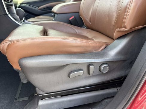 Used 2020 Subaru Ascent Touring w/ Popular Package #2 image 21