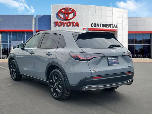 Used 2024 Honda HR-V Sport image 4