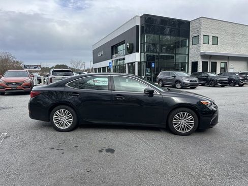 Used 2017 Lexus ES 350 image 5